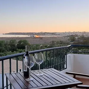 Im On Casa Do Mar , Lagos Portugal